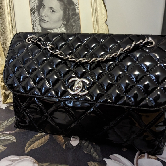 CHANEL Business flap maxi shoulder bag - Picture 5 of 17